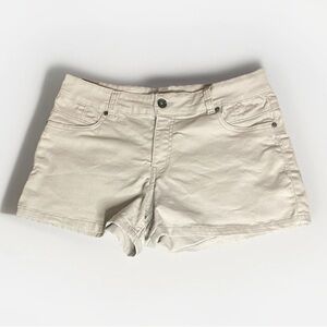 Siko Jeans White Denim Shorts Women’s Size 12 Cotton Blend Stretchy Soft Summer